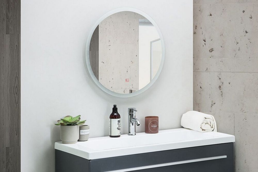 Cutberto Spegel LED-belysning