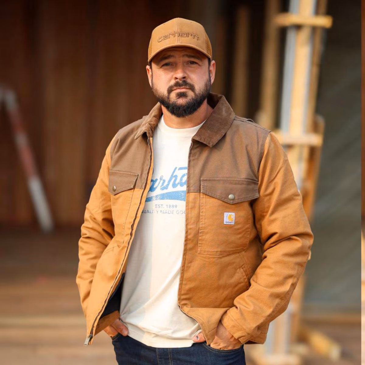 Kjøp Carhartt Jakke Montana, brun/mørk brun