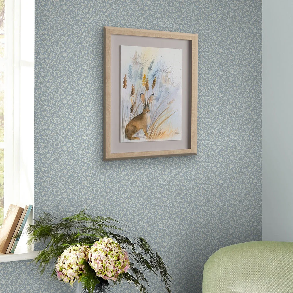 Graham & Brown Laura Ashley vol. 3 121078 Tapet Sweet Alyssum Blå